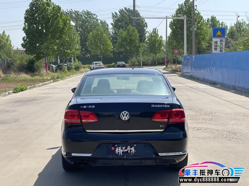 12年大众迈腾轿车抵押车出售