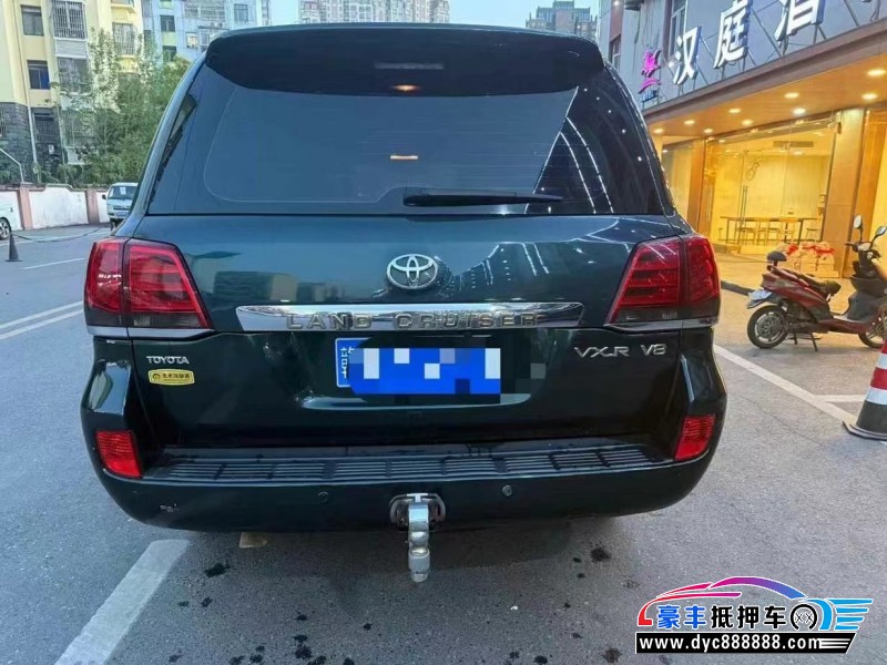 12年丰田兰德酷路泽（陆巡）轿车抵押车出售