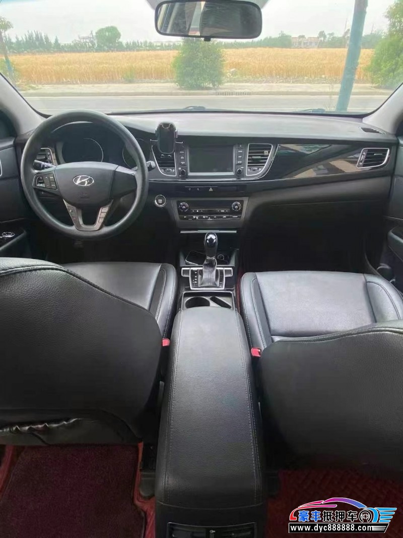 17年现代名图轿车抵押车出售