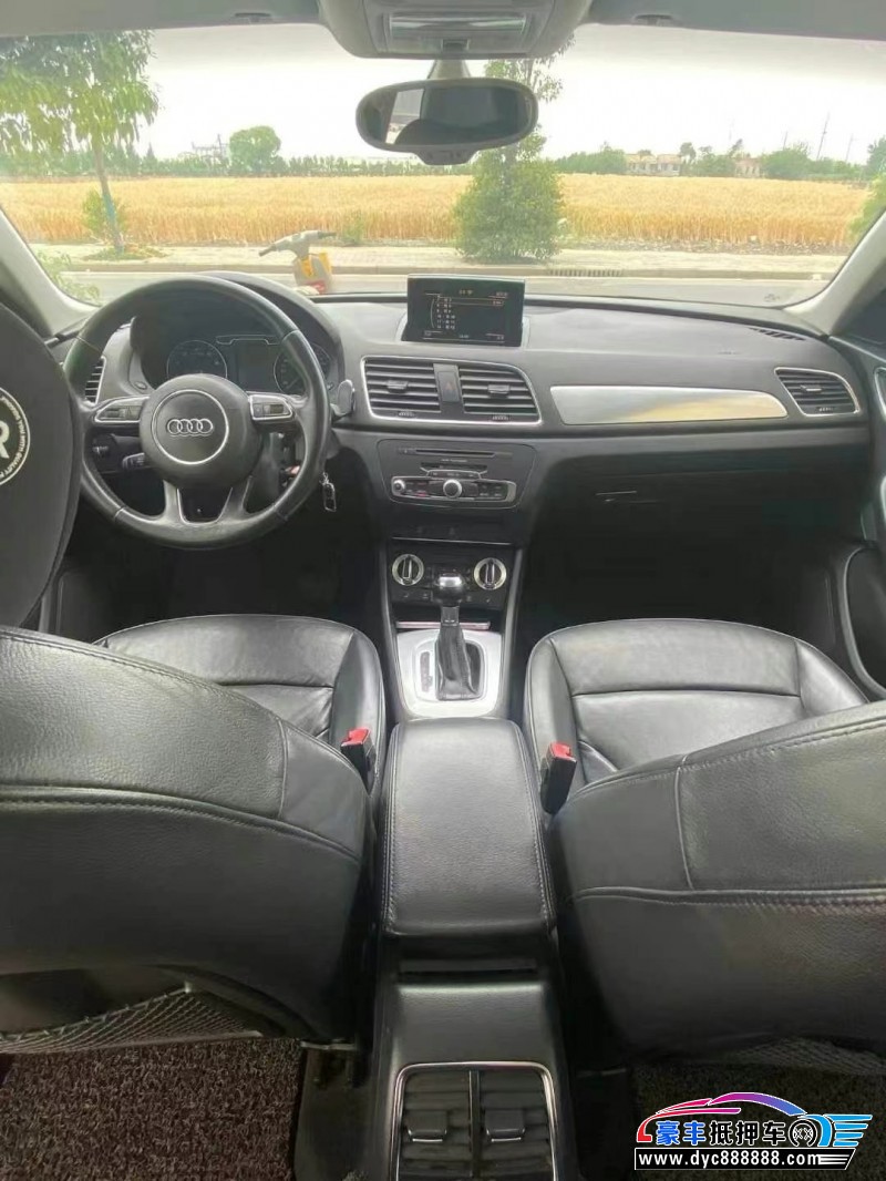 14年奥迪Q3轿车抵押车出售