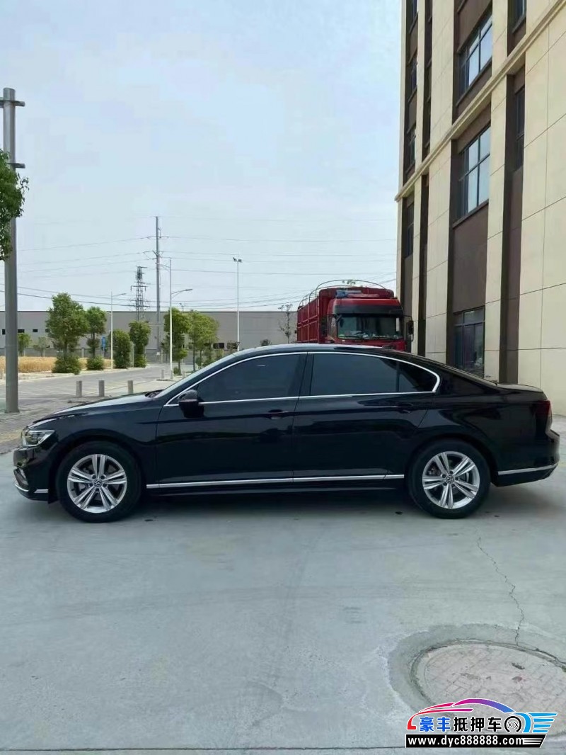 24年大众迈腾轿车抵押车出售