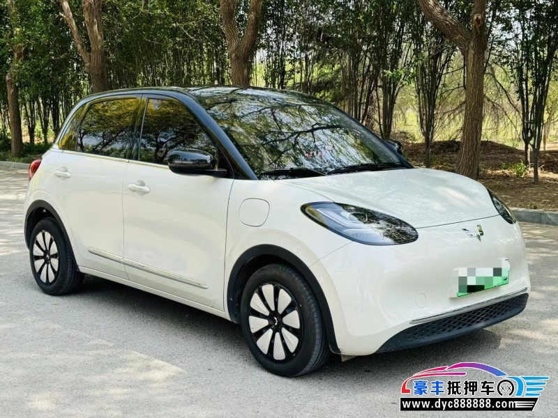 24年五菱缤果轿车抵押车出售