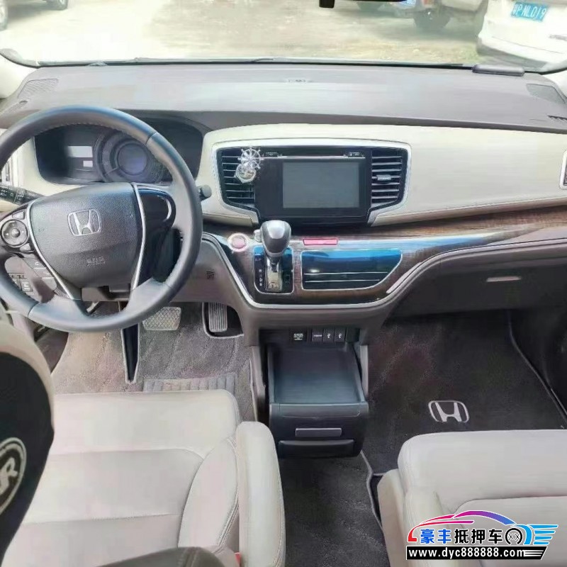 15年本田奥德赛轿车抵押车出售
