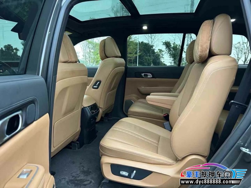 21年理想ONE轿车抵押车出售