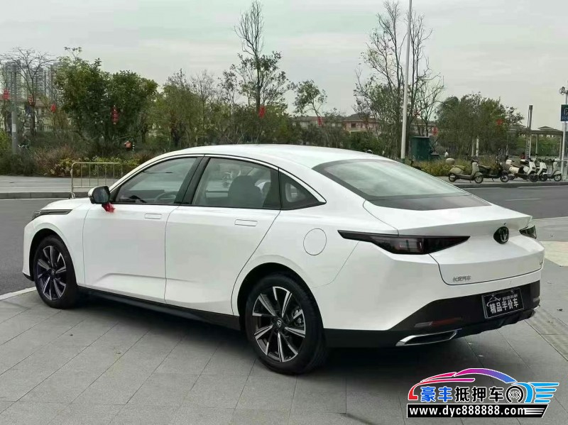 24年长安逸动轿车抵押车出售