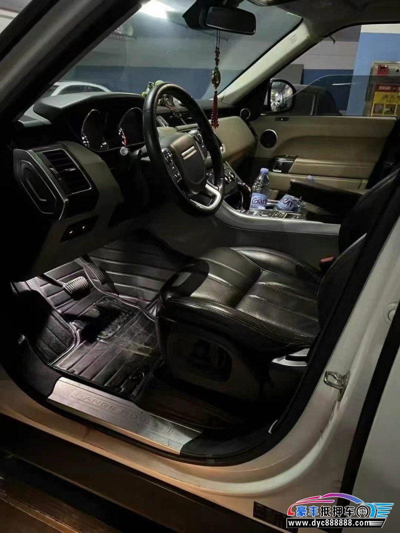 16年路虎揽胜运动轿车抵押车出售