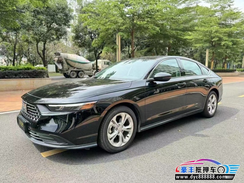 24年本田雅阁轿车抵押车出售