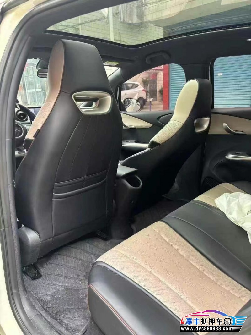 23年比亚迪海豚轿车抵押车出售