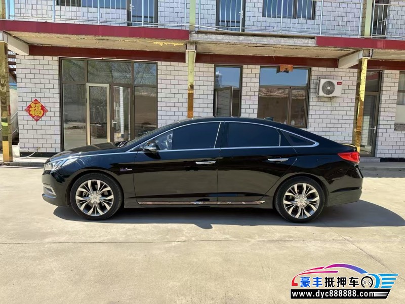 16年现代索纳塔轿车抵押车出售