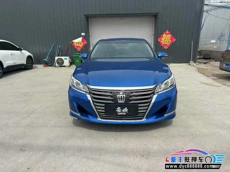 17年丰田皇冠轿车抵押车出售