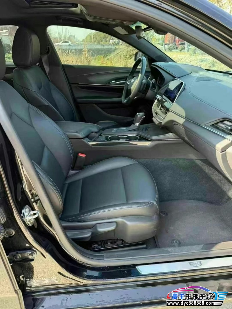 23年凯迪拉克CT5轿车抵押车出售