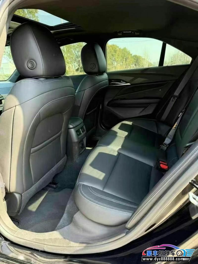 23年凯迪拉克CT5轿车抵押车出售