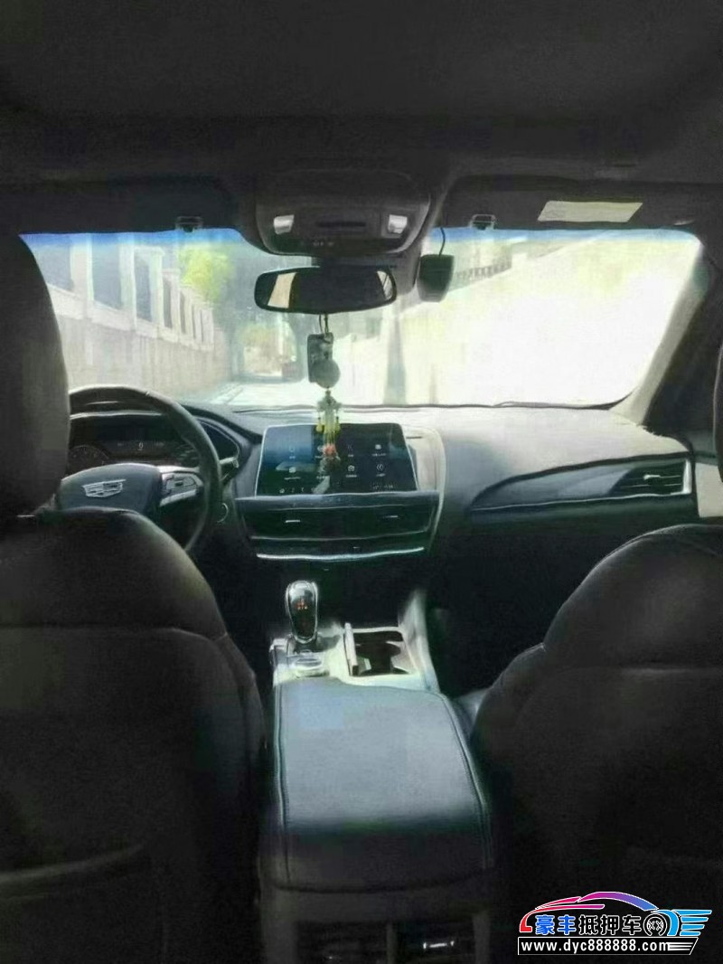 22年凯迪拉克CT5轿车抵押车出售