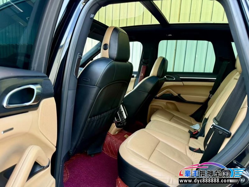 14年保时捷卡宴轿车抵押车出售