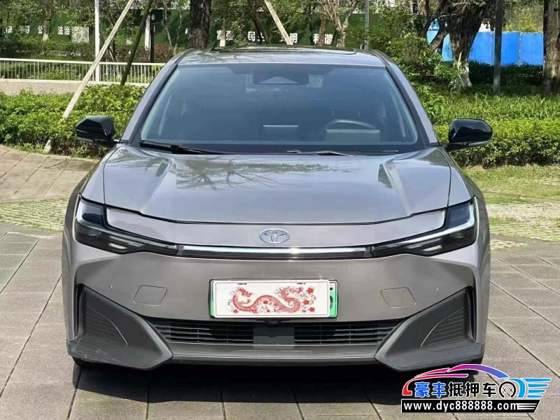 24年丰田BZ3轿车抵押车出售