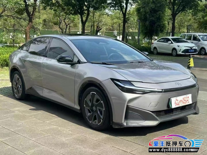 24年丰田BZ3轿车抵押车出售