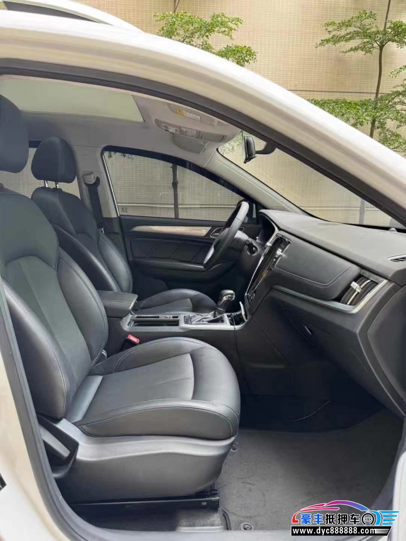 21年荣威RX5轿车抵押车出售