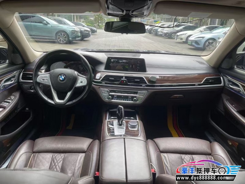 19年宝马7系轿车抵押车出售