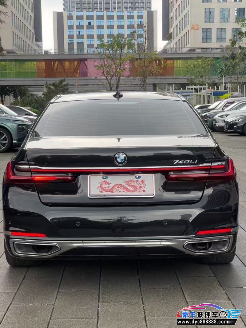 19年宝马7系轿车抵押车出售