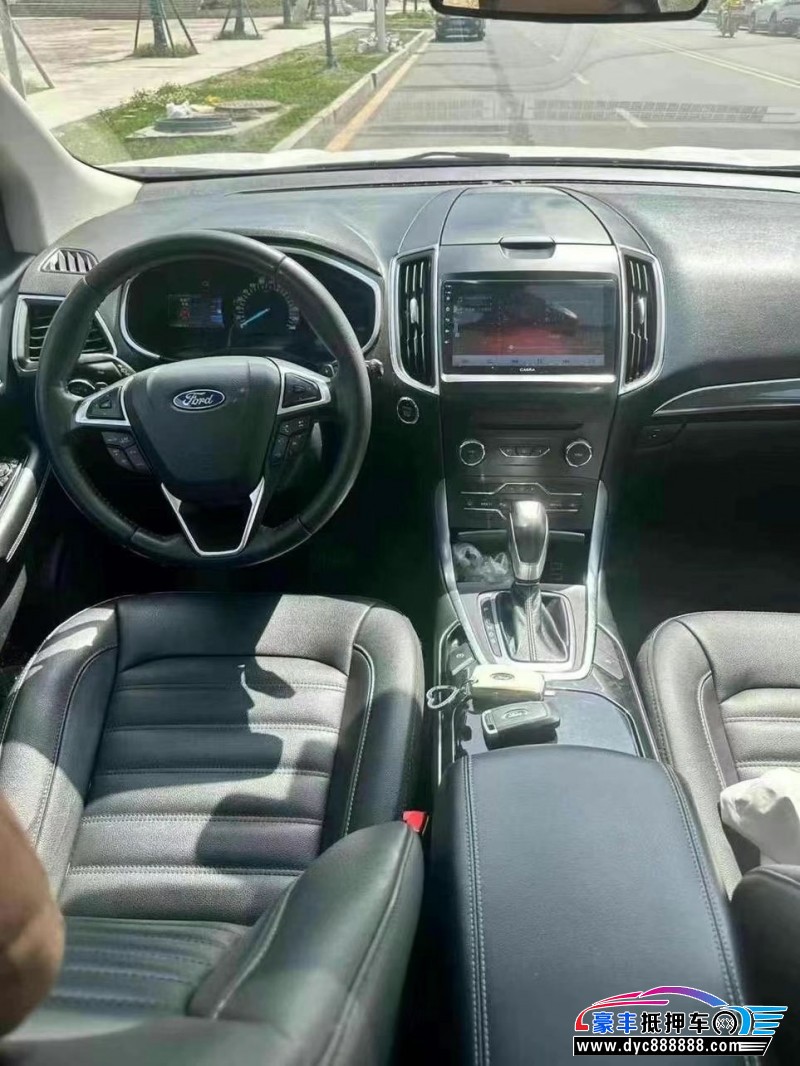 20年福特锐界轿车抵押车出售