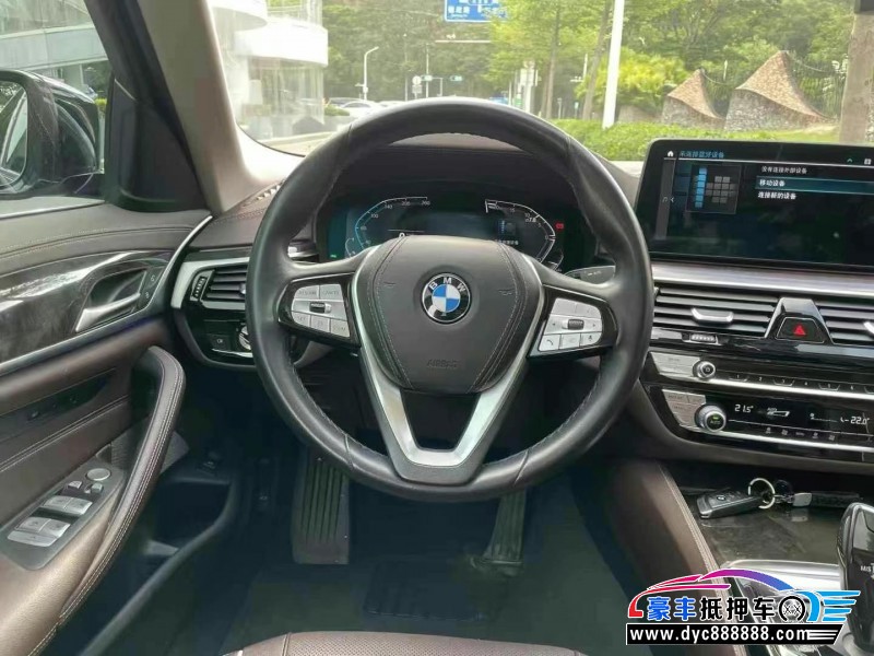 21年宝马5系轿车抵押车出售