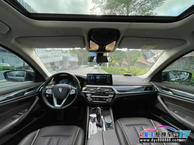 21年宝马5系轿车抵押车出售