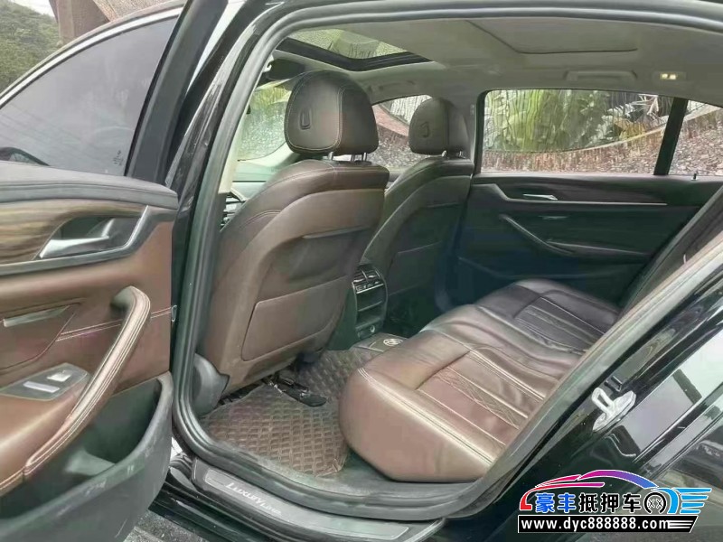 19年宝马5系轿车抵押车出售