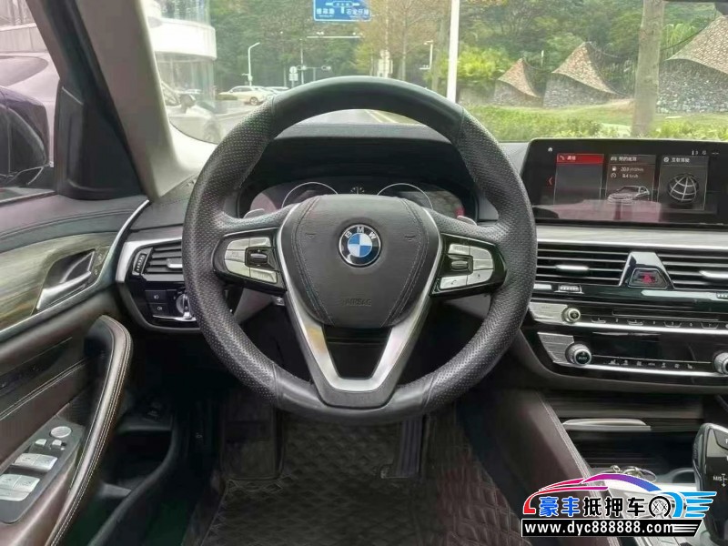 19年宝马5系轿车抵押车出售