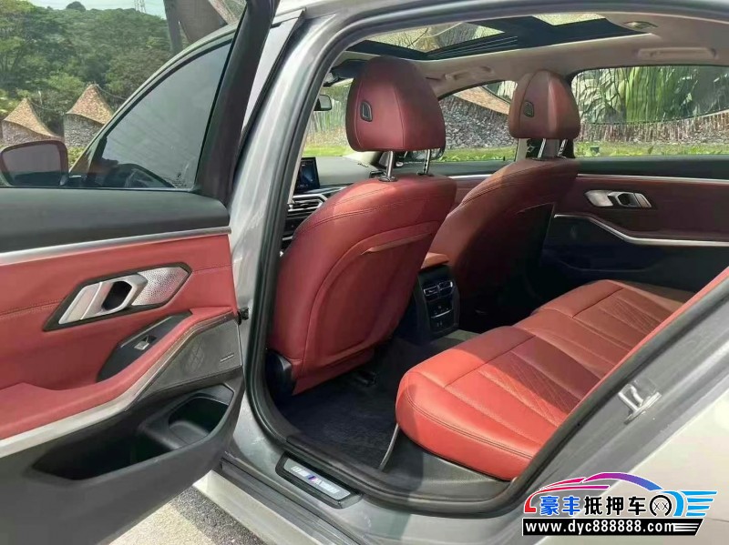 23年宝马3系轿车抵押车出售