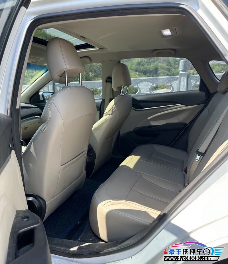 21年别克阅朗轿车抵押车出售