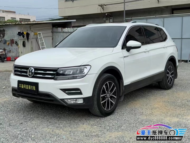 17年大众途观轿车抵押车出售