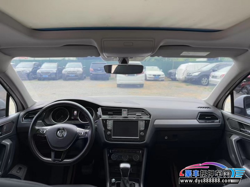 17年大众途观轿车抵押车出售