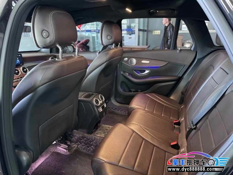 20年奔驰GLC轿车抵押车出售