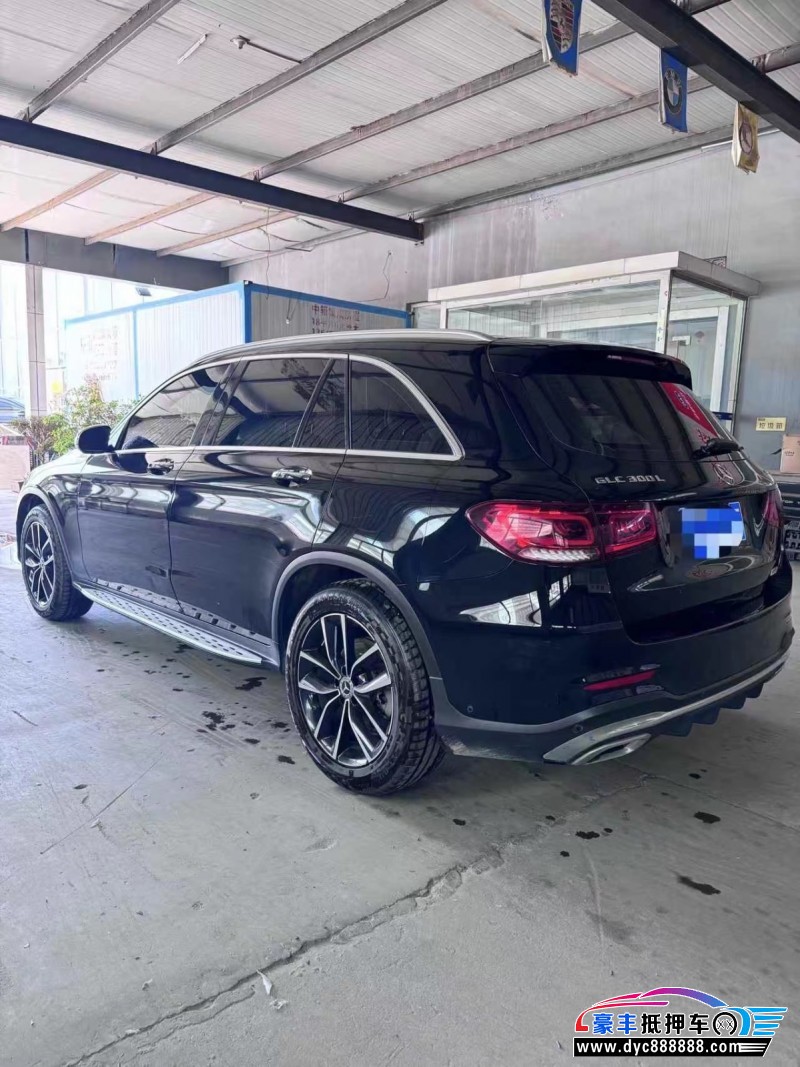 20年奔驰GLC轿车抵押车出售