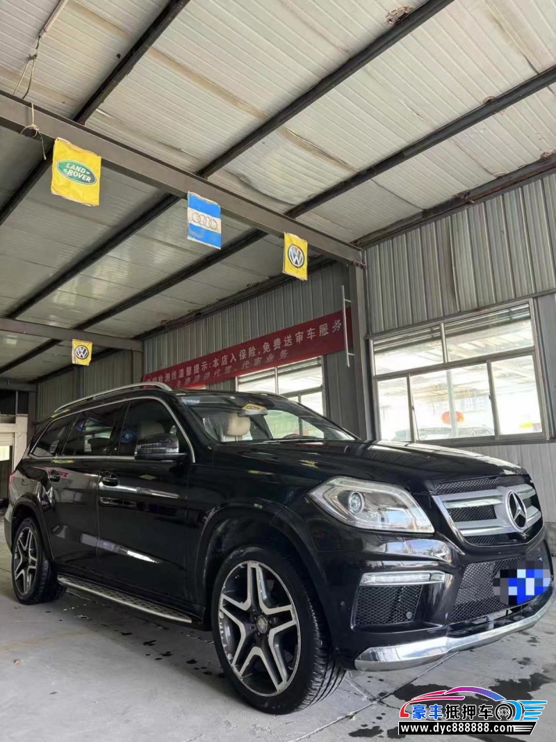 13年奔驰GL轿车抵押车出售