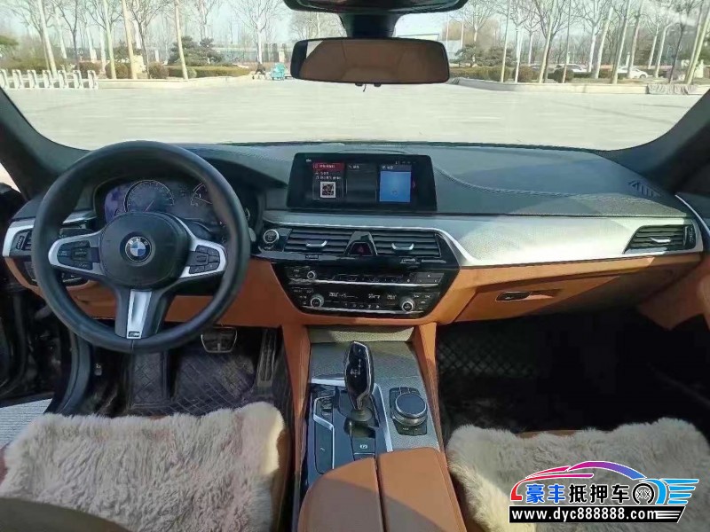 18年宝马5系轿车抵押车出售