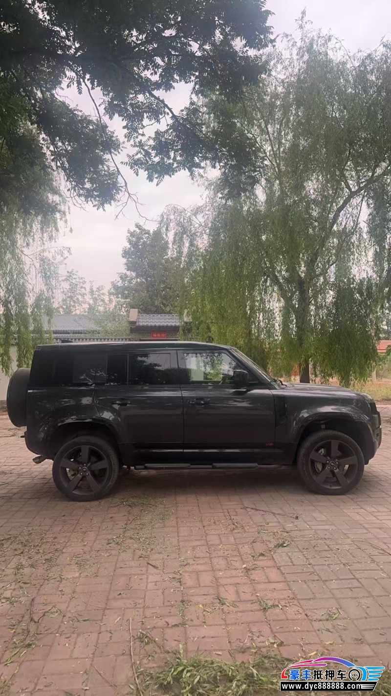 23年路虎卫士轿车抵押车出售