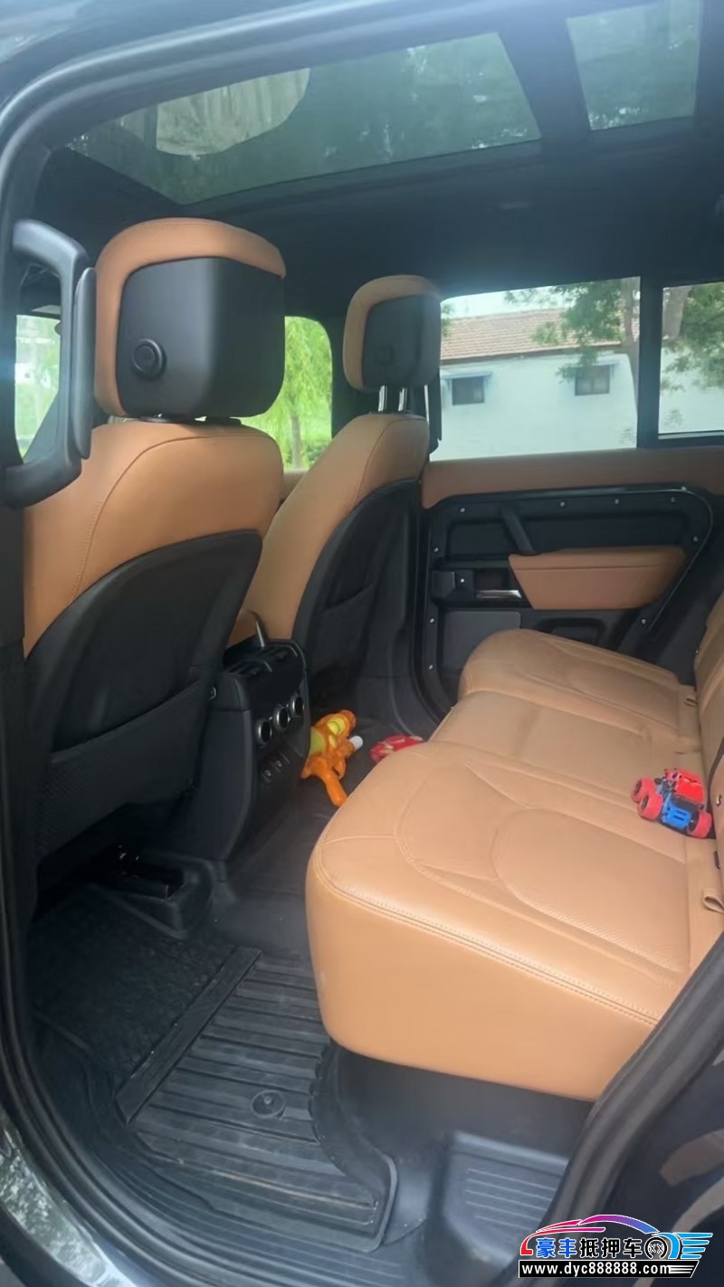 23年路虎卫士轿车抵押车出售