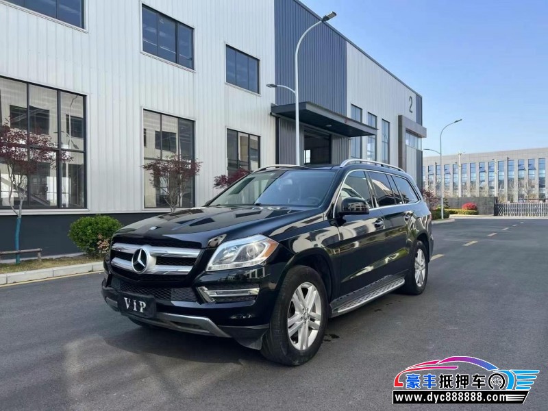 16年奔驰GL轿车抵押车出售