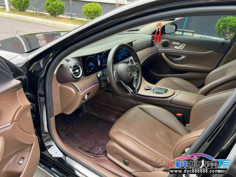 21年奔驰E轿车抵押车出售