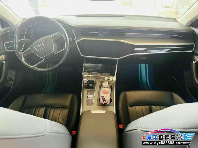 22年奥迪A7轿车抵押车出售