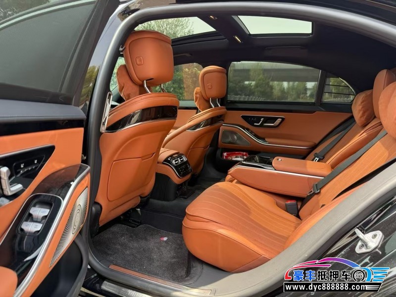 24年奔驰S轿车抵押车出售