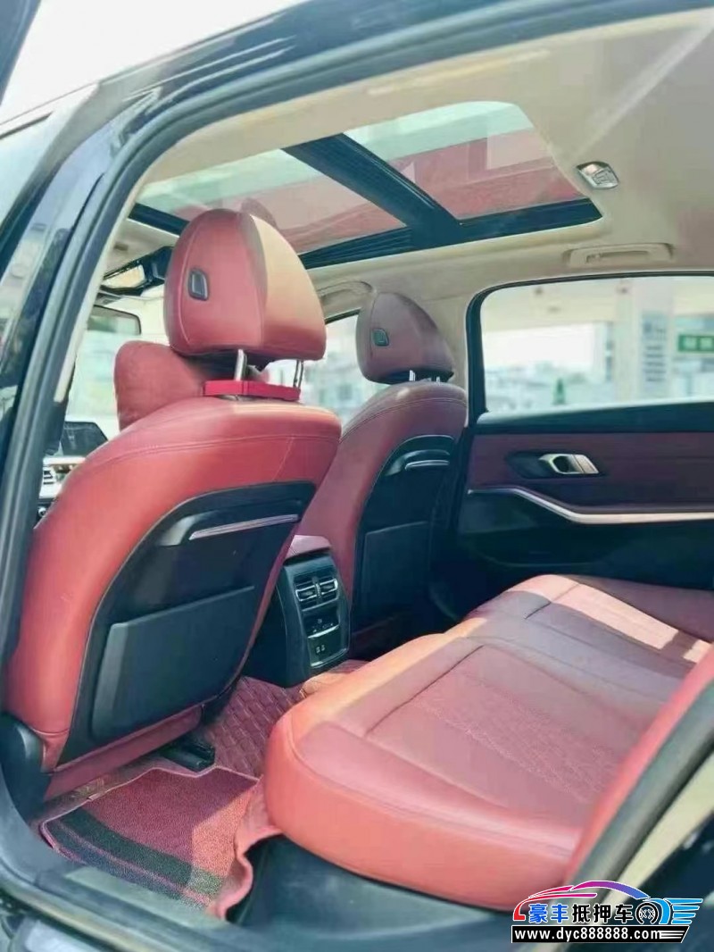 22年宝马3系轿车抵押车出售