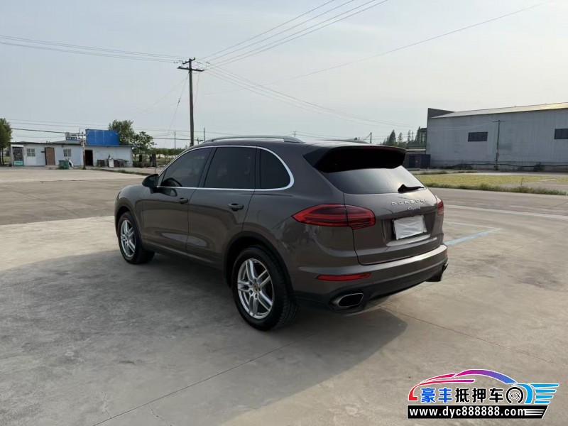 15年保时捷卡宴轿车抵押车出售