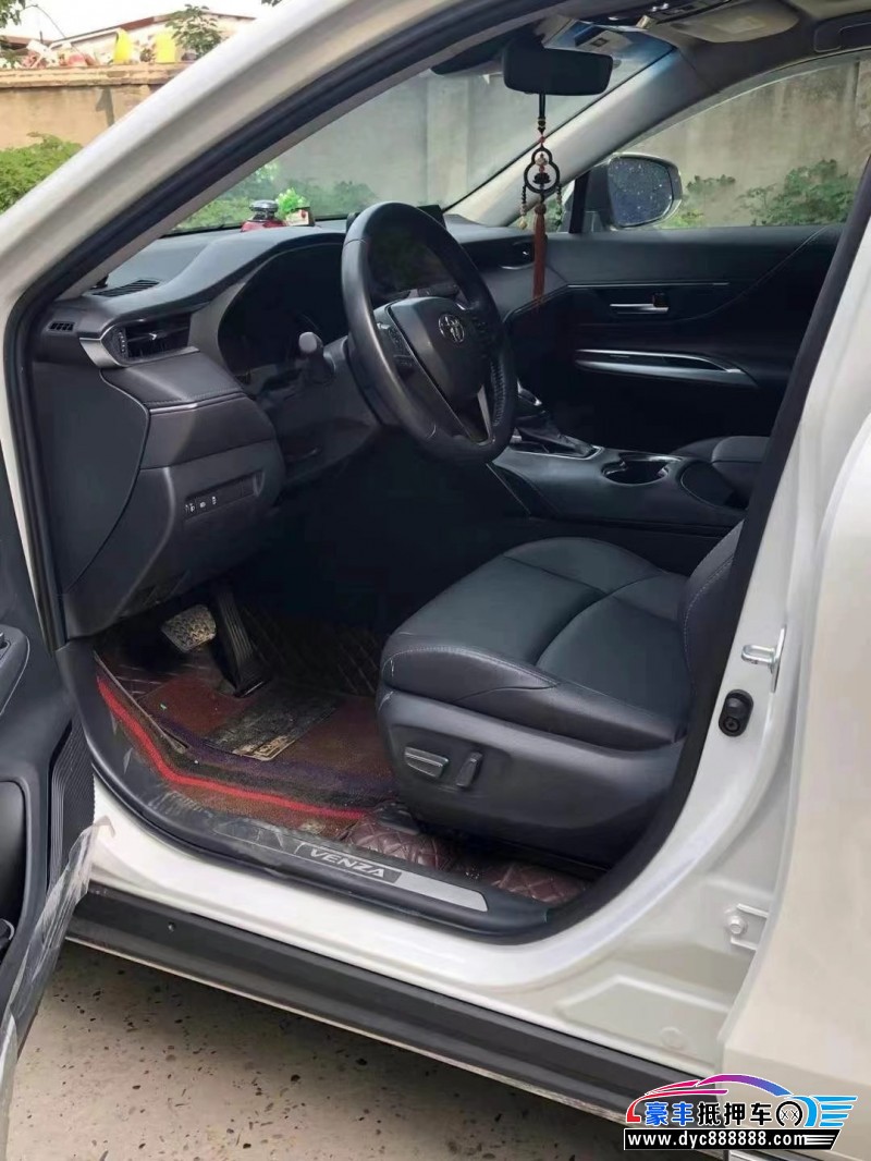 24年丰田威飒轿车抵押车出售