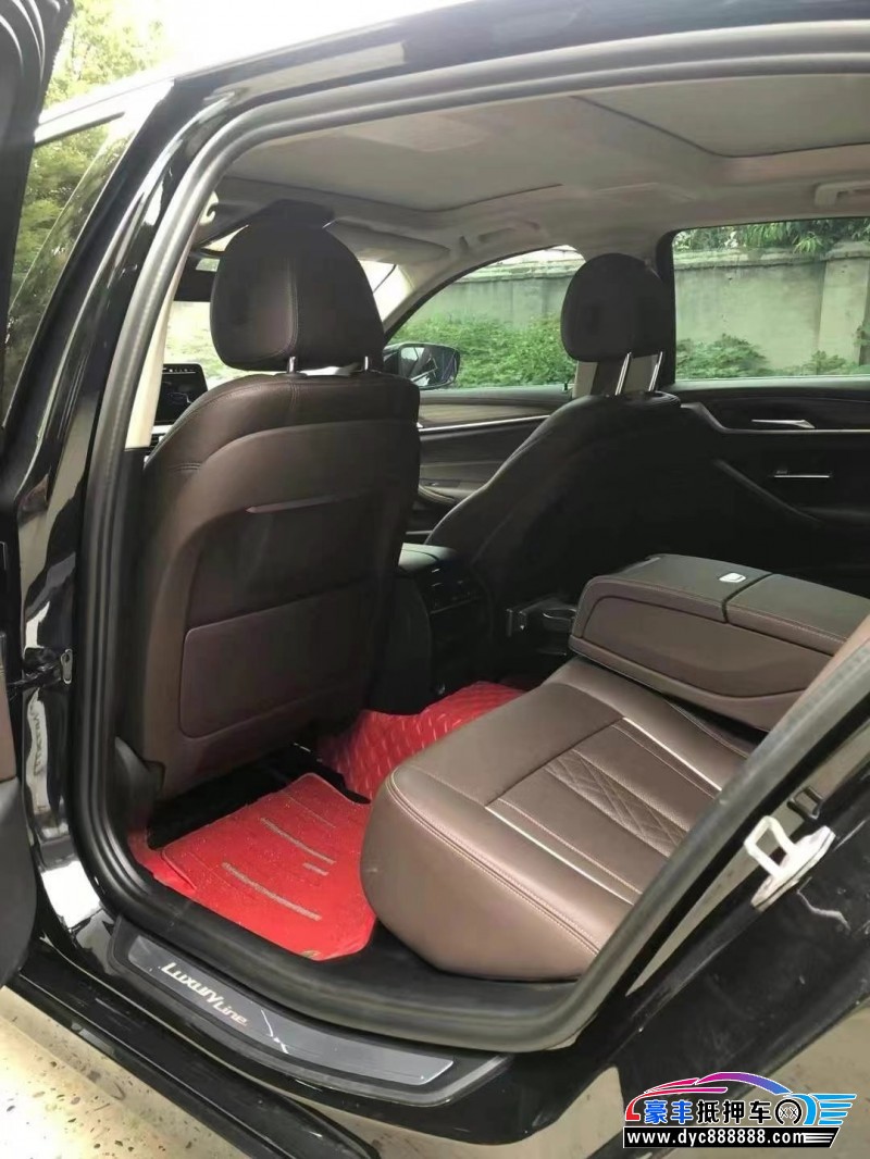 21年宝马5系轿车抵押车出售