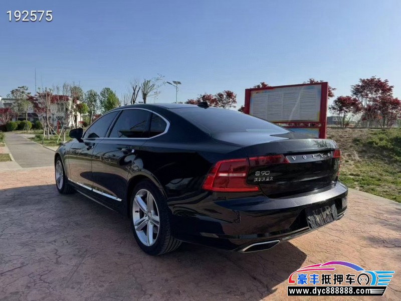 19年沃尔沃S90轿车抵押车出售