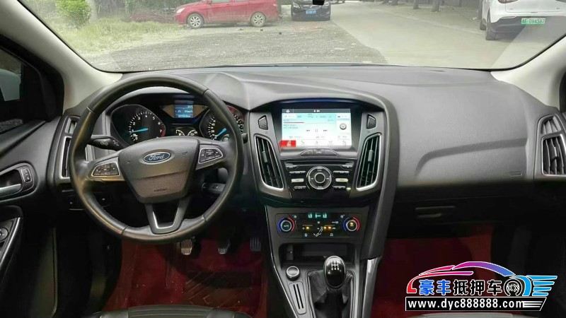 17年福特福克斯轿车抵押车出售