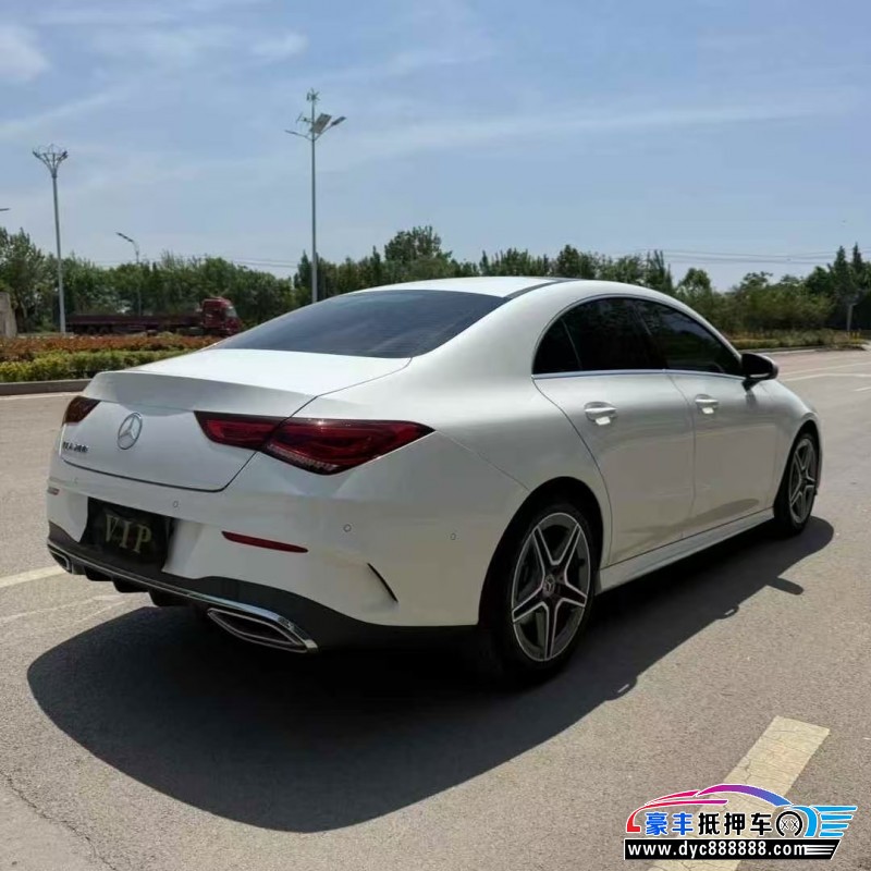 21年奔驰CLA级轿车抵押车出售