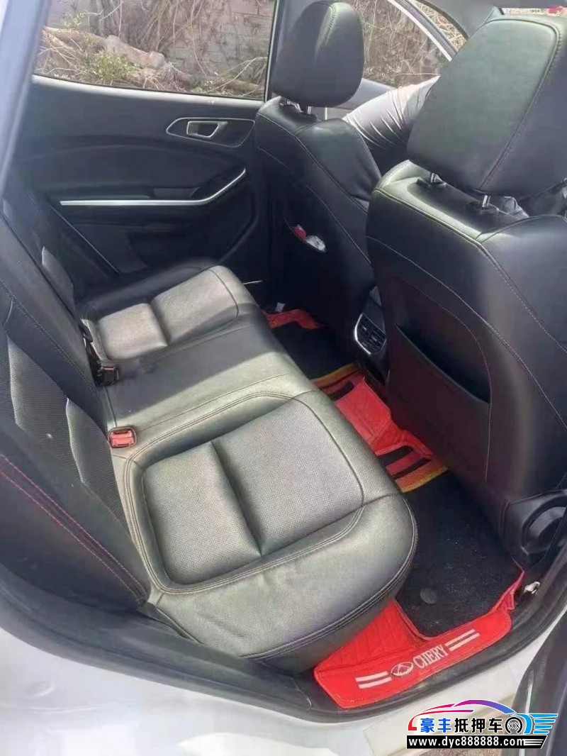 18年奇瑞瑞虎5x轿车抵押车出售